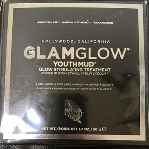 GLAMGLOW Youthmud Glow Stimulating Treatment - Black and Silver